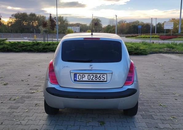 Lancia Ypsilon cena 9500 przebieg: 177100, rok produkcji 2004 z Opole małe 137